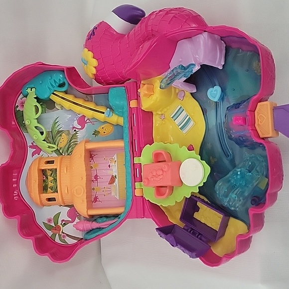 POLLY POCKET Pool Flamingo 2021 Playset - Picture 2 of 8
